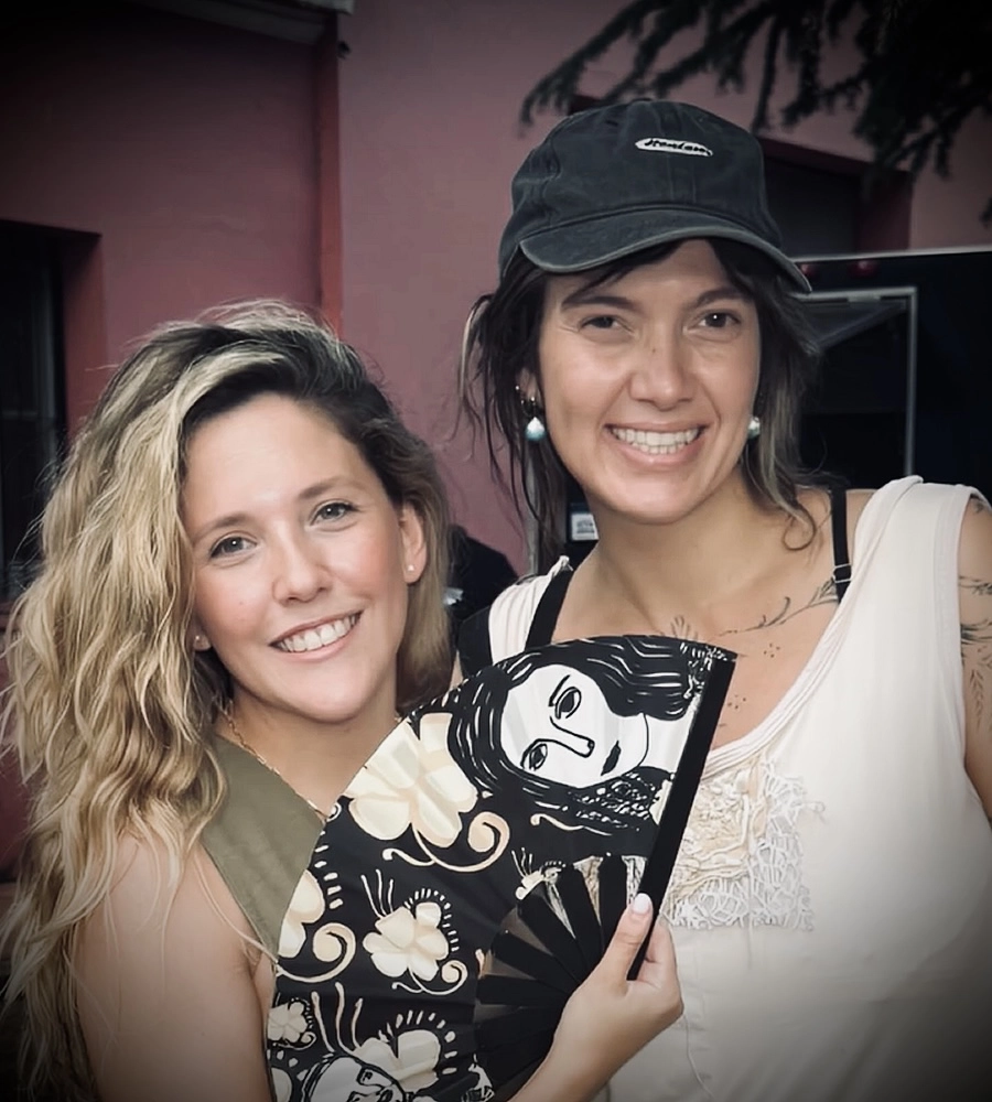 La organizadora del contingente, Roc&iacute;o Rezzet, directora de Industrias Culturales y Creativas junto a Ma. del Rosario Ledri, directora de Pol&iacute;ticas Comunitarias y Territoriales