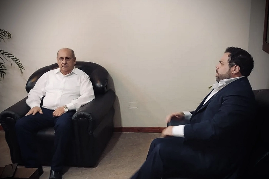 Daniel Rossi, intendente de Santa Elena con Manuel Troncoso, ministro de Gobierno y Trabajo y vicepresidente de Enersa.