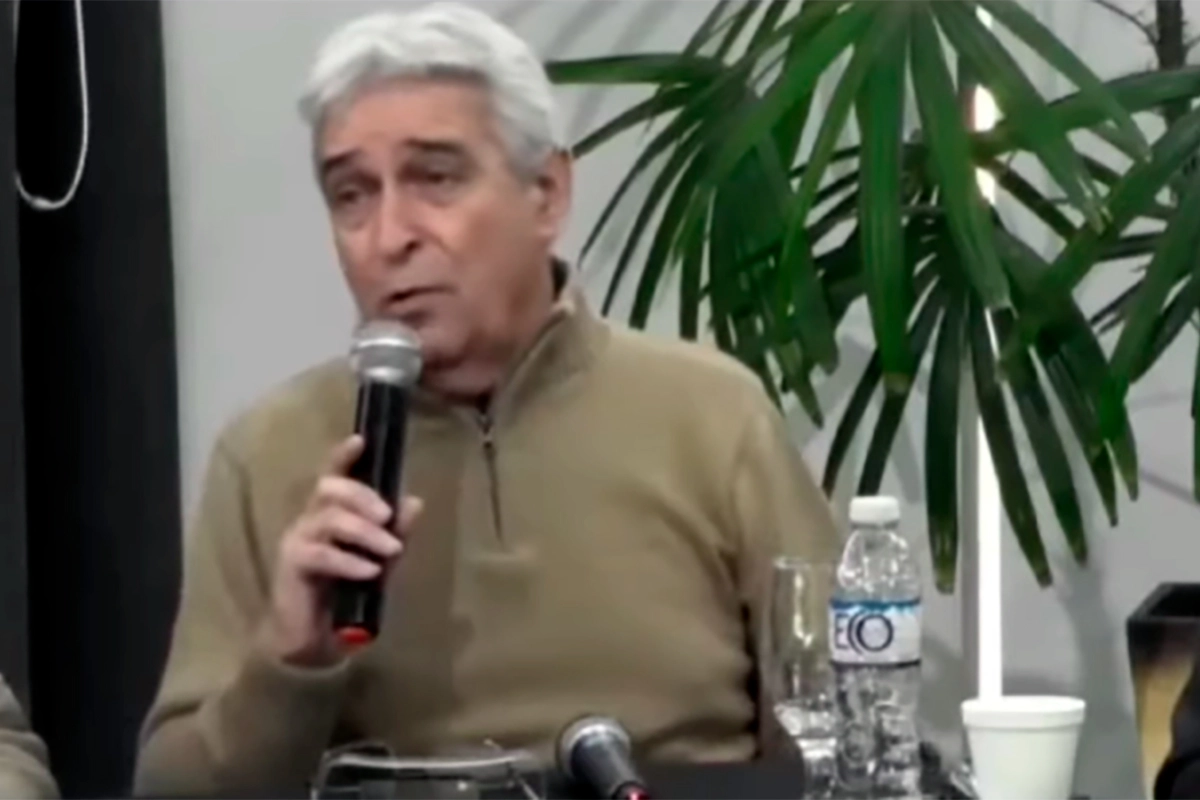 Intendente de Caseros, Oscar Francou. Intendente de Caseros, Oscar Francou.