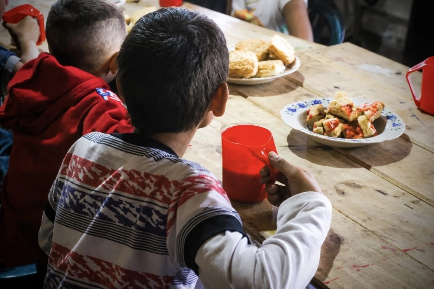 Piden informaci&oacute;n sobre la contrataci&oacute;n de Teknofood S.A. para proveer alimentos a todos los comedores escolares