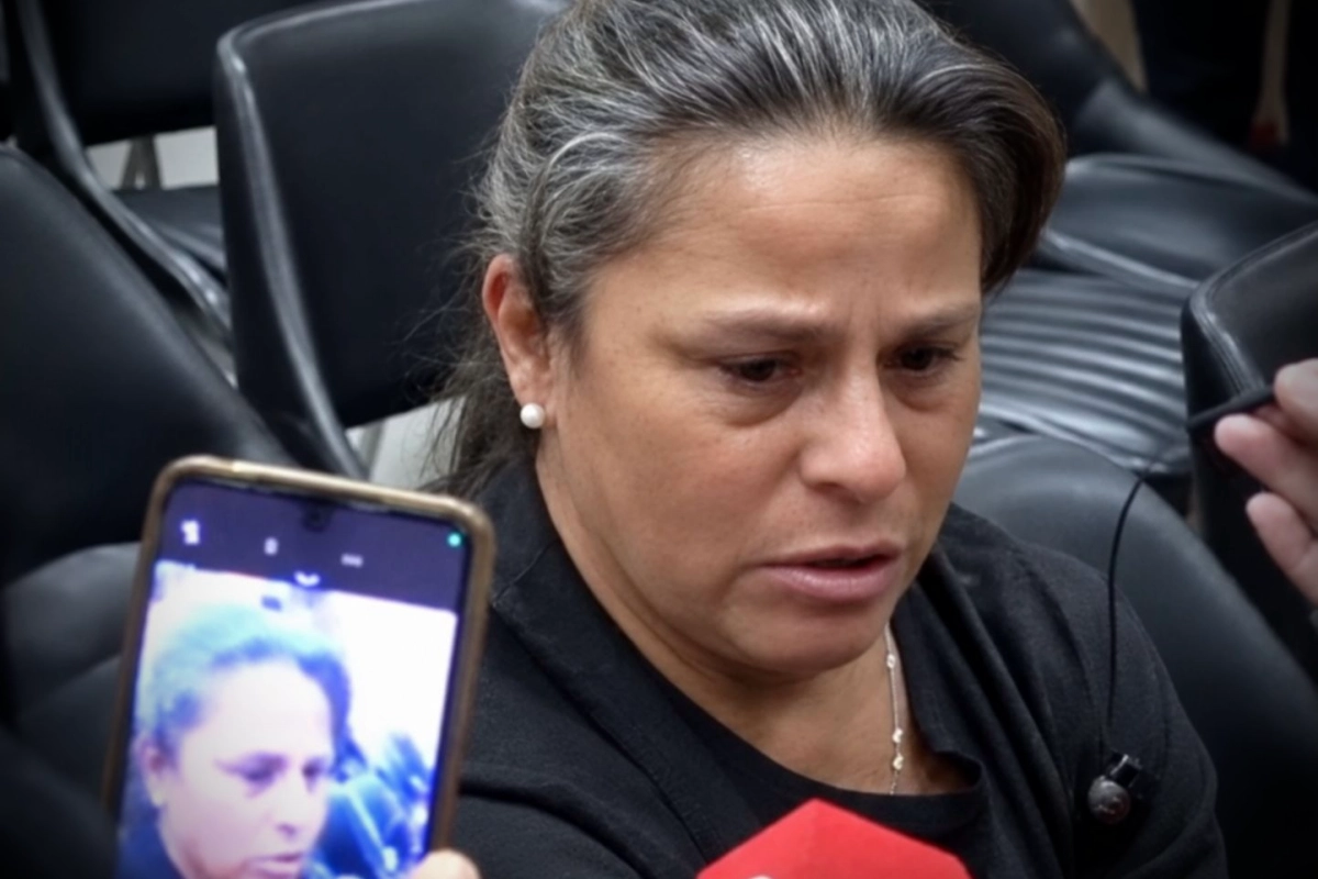 "Estoy agonizando porque no entiendo cu&aacute;nto m&aacute;s voy a tener que esperar", dijo Dubini, madre de dos de las v&iacute;ctimas.