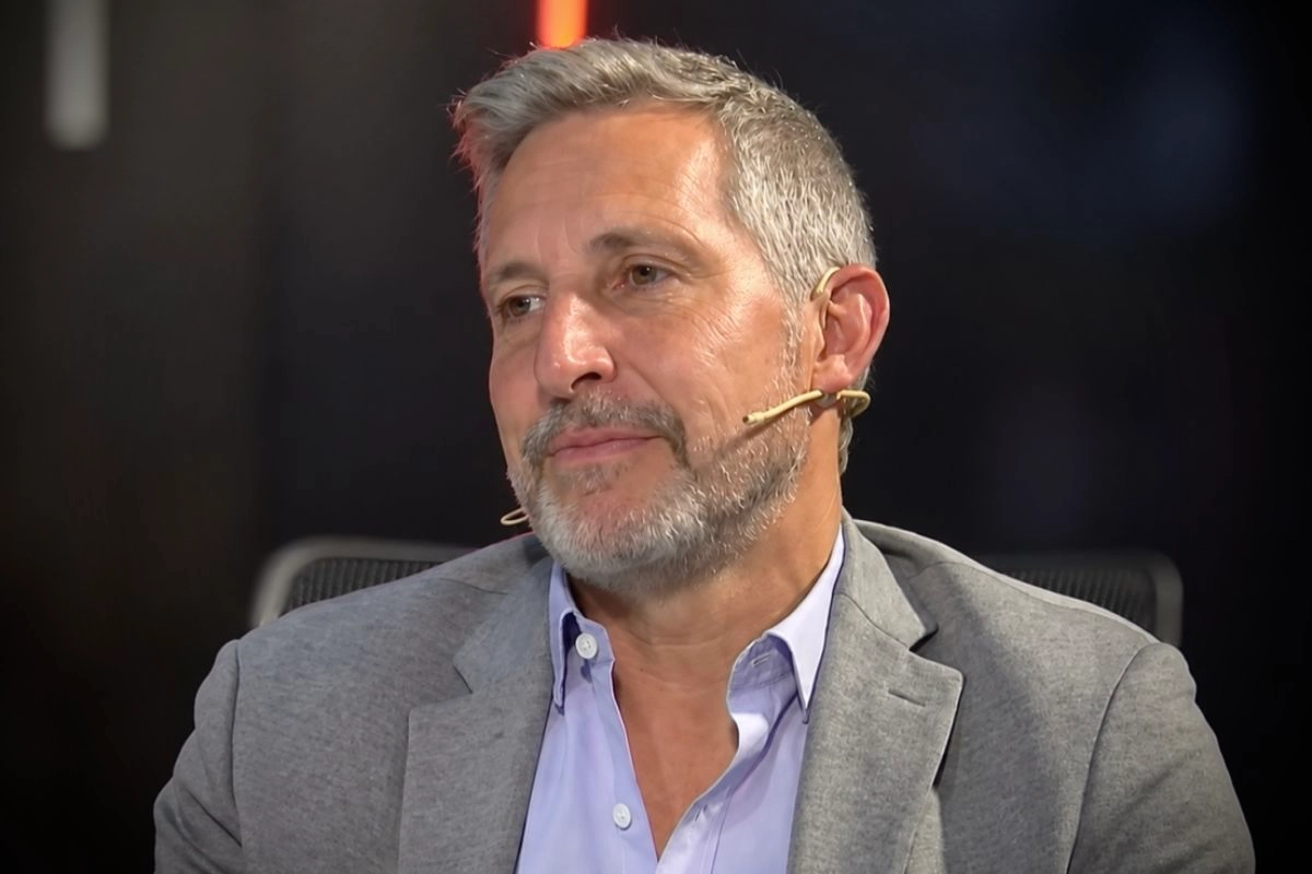 "Las restricciones de la econom&iacute;a son para todos", dijo el gobernador Rogelio Frigerio.